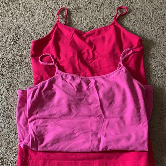 2 Gap Camis - Picture 2 of 2